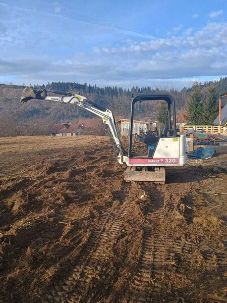Vand excavator Bobcat